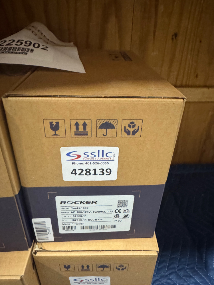 Image of Unused Rocker 300 Vacuum Pump